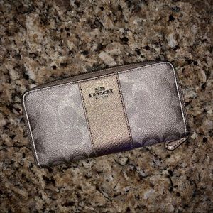 Tan Coach Wallet